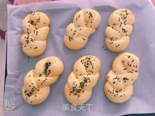 南瓜麻花包的做法步骤：17