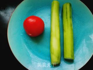 蕃茄炒丝瓜的做法步骤：2