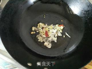 油菜炒绿豆粉皮的做法步骤：5