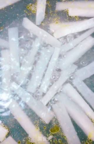 红烧白萝卜的做法步骤：2