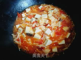蕃茄金针菇炖豆腐的做法步骤：11