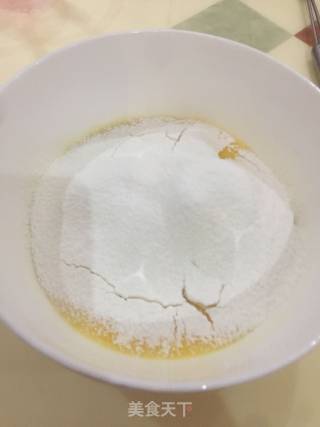 八寸戚风蛋糕的做法步骤：4
