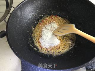 避风塘大虾的做法步骤：8