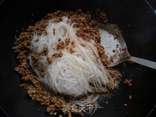 肉末炒粉丝的做法步骤：7