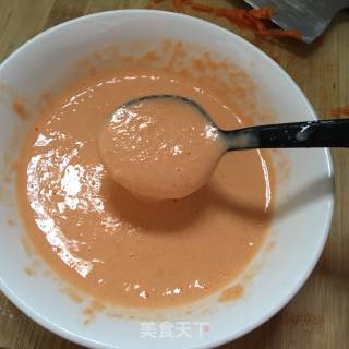 宝宝辅食，香蕉胡萝卜软饼的做法步骤：4