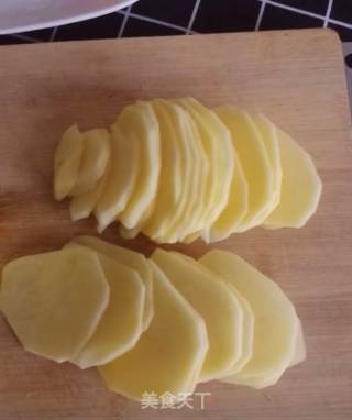 香辣土豆片的做法步骤：1