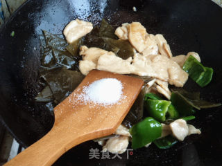 海带熘鸡片的做法步骤：10