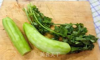 脱骨凤爪拌青瓜的做法步骤：2