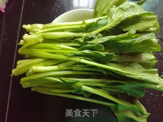 蚝油广东菜心的做法步骤：1