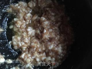 鲜虾馄饨的做法步骤：1