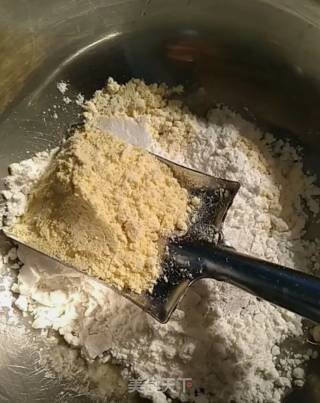 黑芝麻蛋卷的做法步骤：3