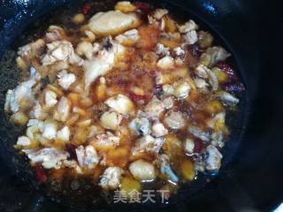 青红辣椒木耳烧鸡的做法步骤：10