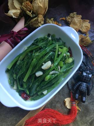 清炒油麦菜的做法步骤：7