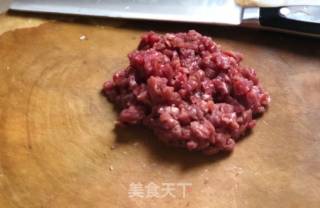 牛肉炒年糕粒的做法步骤：2