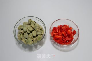 香菜蚕豆瓣的做法步骤：1