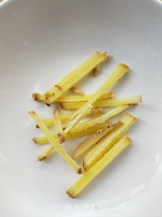 彩椒蒜苗炒腊板鸭的做法步骤：6