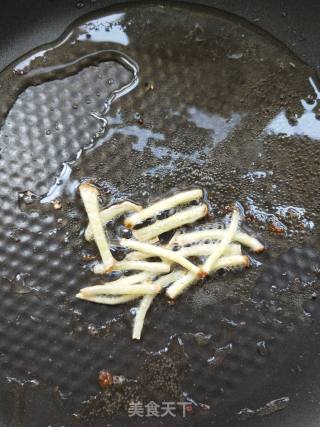 彩椒蒜苗炒腊板鸭的做法步骤：8