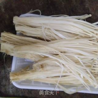 凉拌金针菇的做法步骤：2