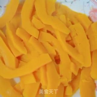 南瓜糯米饼的做法步骤：1
