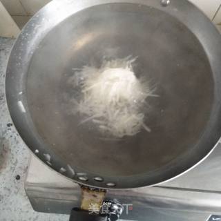 炸丸子的做法步骤：1