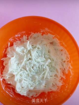 土豆丝小饼的做法步骤：4