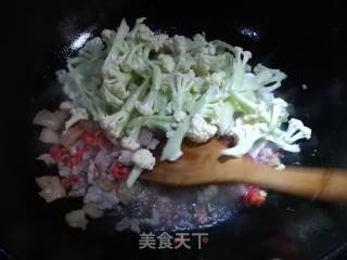 花菜烧肉的做法步骤：9