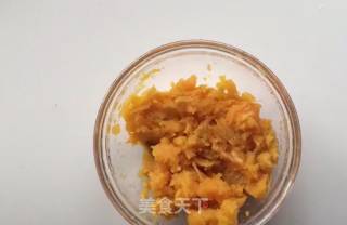 红薯豆沙馅芝麻球的做法步骤：1