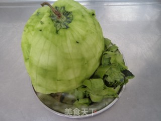 凉拌瓜皮胡萝卜的做法步骤：1