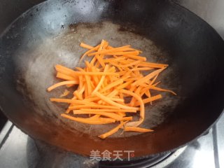 凉拌瓜皮胡萝卜的做法步骤：4