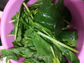 凉拌菠菜的做法步骤：1