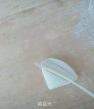 猪蹄花卷的做法步骤：7