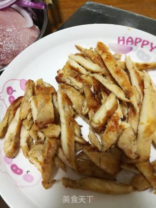 鸡扒炒洋葱的做法步骤：4