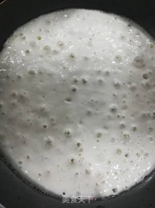 简易发面饼的做法步骤：4