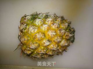 夏日饮品  菠萝汁的做法步骤：1