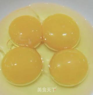戚风蛋糕卷的做法步骤：3