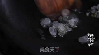 虎皮蛋红烧肉的做法步骤：4
