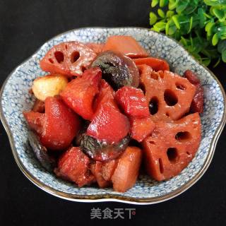 红烧肘肉莲藕的做法步骤：11