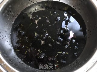 桑葚香蕉汁#夏日饮品#的做法步骤：2
