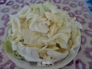 里脊肉炒圆白菜的做法步骤：3