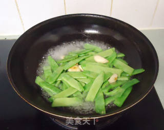 罐头沙甸鱼长扁豆的做法步骤：5