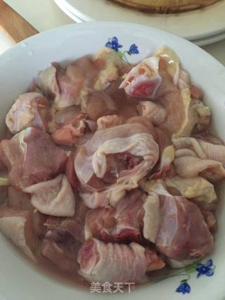香菇滑鸡焖饭的做法步骤：3