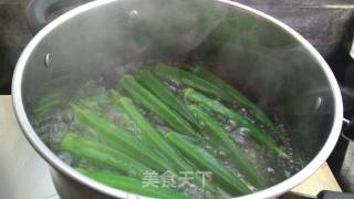 蒜蓉秋葵的做法步骤：2