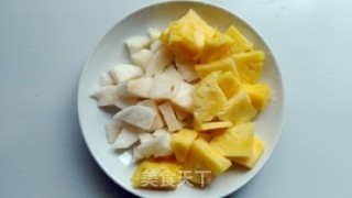 凤梨芦荟汁的做法步骤：3