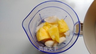 凤梨芦荟汁的做法步骤：4
