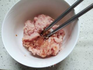 肉饼蒸鹌鹑蛋的做法步骤：3