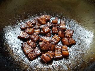 梅菜蒸五花肉的做法步骤：5