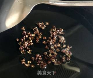 椒香西葫芦的做法步骤：2