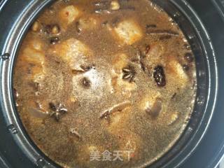卤五花肉的做法步骤：7