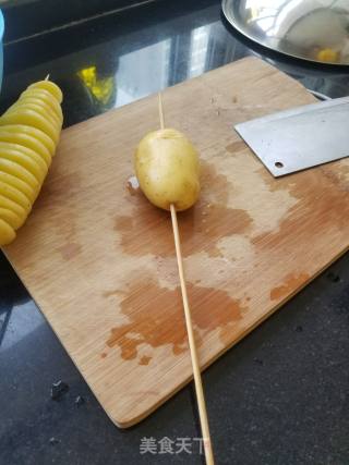 旋风薯塔的做法步骤：1