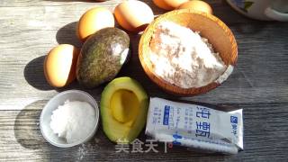 鳄梨夹心蛋糕的做法步骤：1